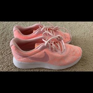 Nike pink lace athletic shoes